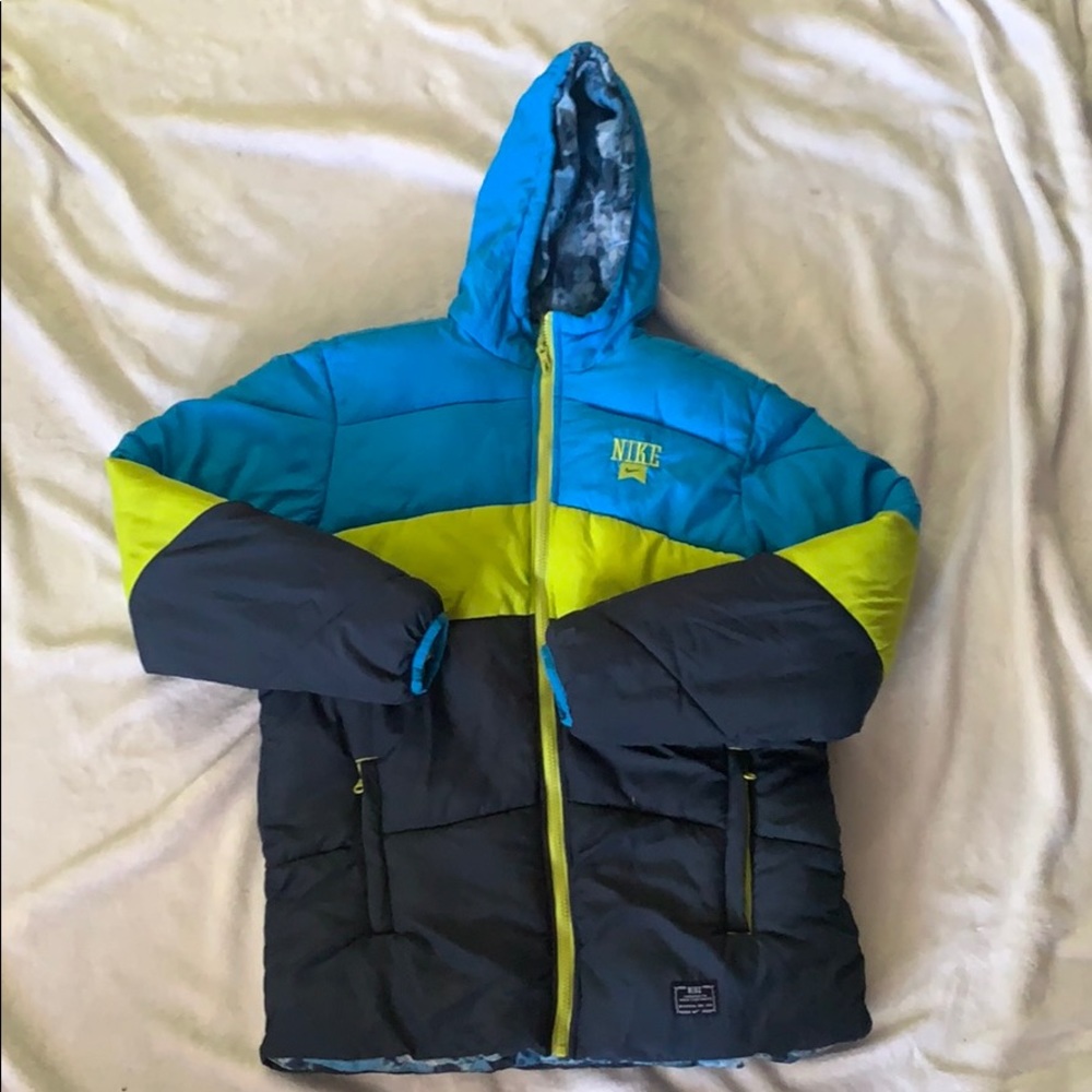 Boys Nike puffer jacket